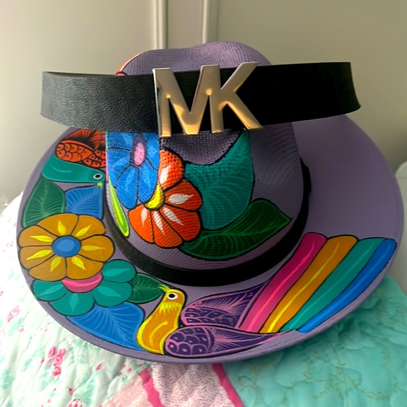 Michael Kors XL Belt - Picture 10 of 11